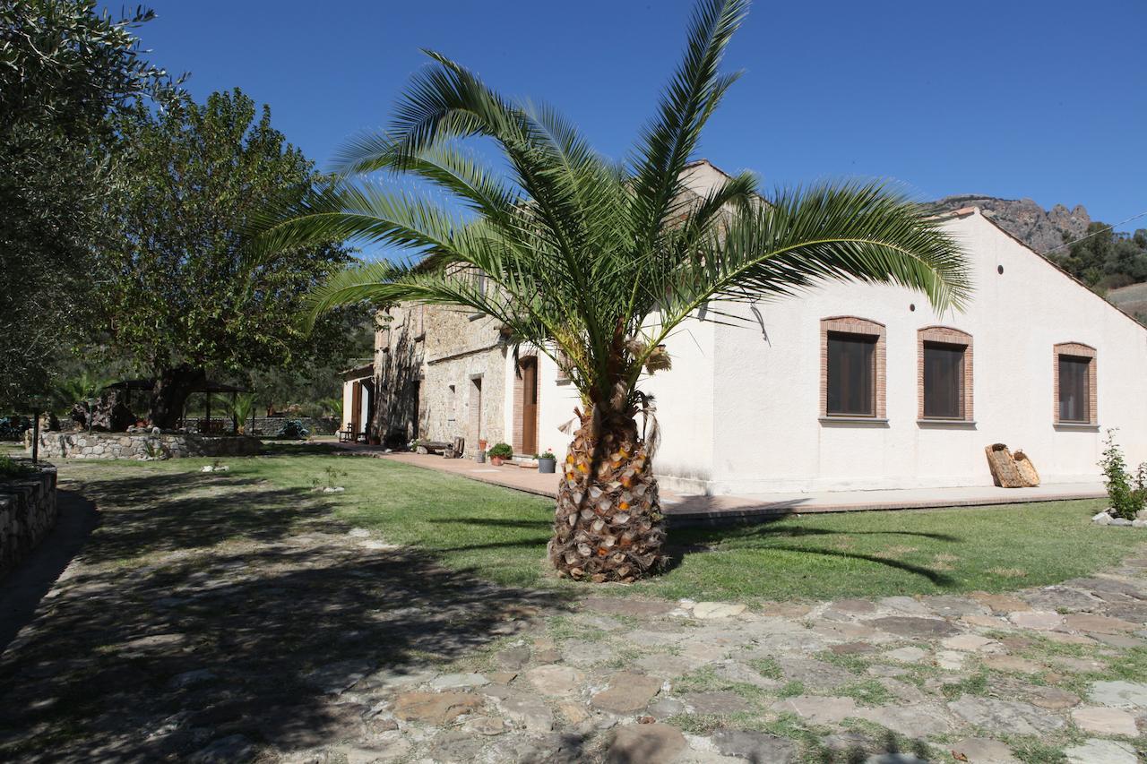 Agriturismo A'Sena-Runcatini Ciminà Esterno foto